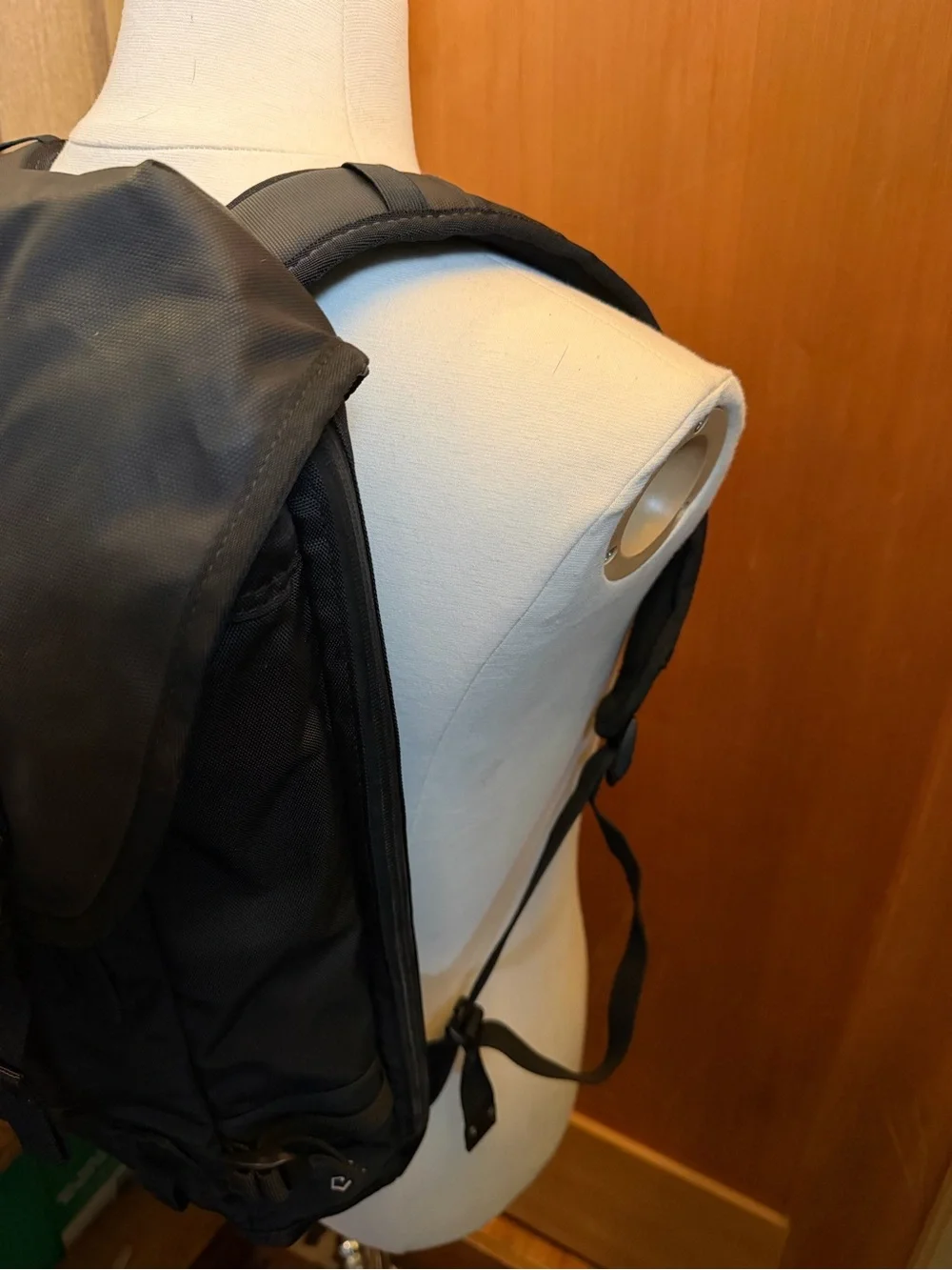 Victorinox Altmont 3.0 Flip Over Drawstring Laptop Backpack Black